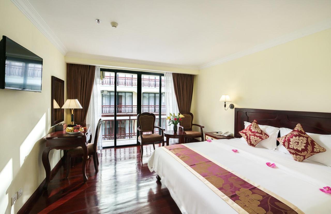 Smiling Hotel Siem Reap Exterior photo